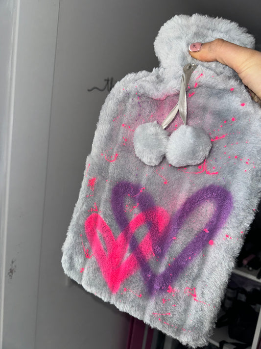 Hot water bottle